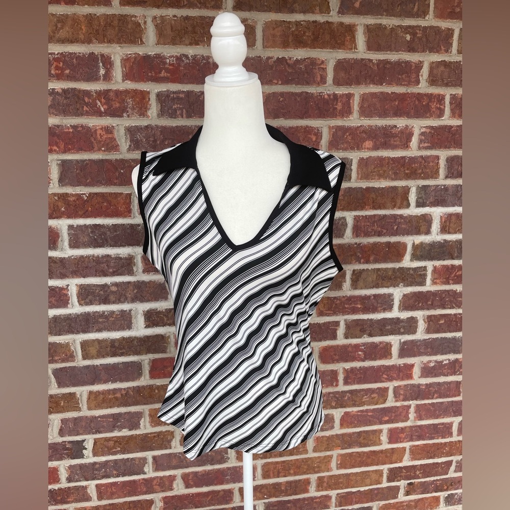 Ladies Y2K Tangents Black And White Diagonal Stripe Sleeveless Top Size Large